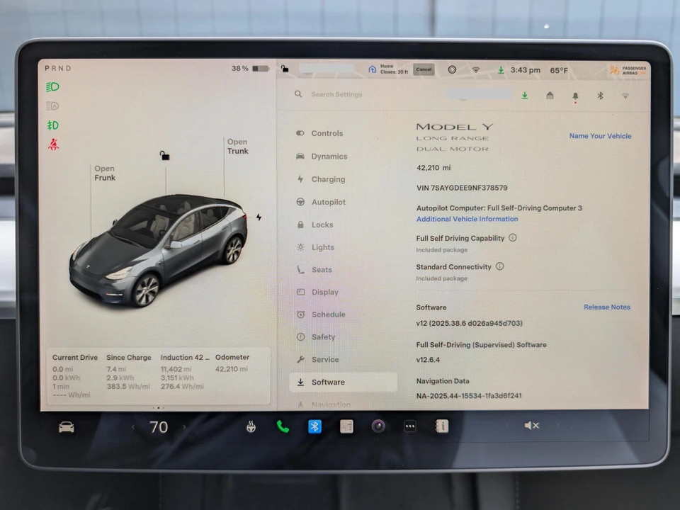 2022 Tesla Model Y - Image 31 of 31