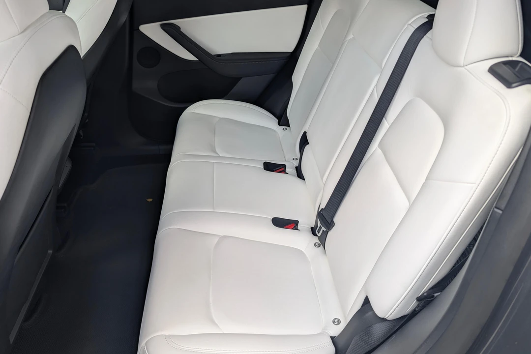 2022 Tesla Model Y - Image 23 of 31