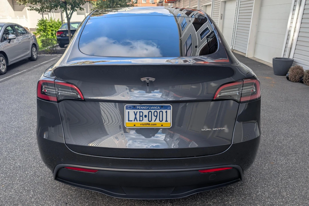 2022 Tesla Model Y - Image 5 of 31