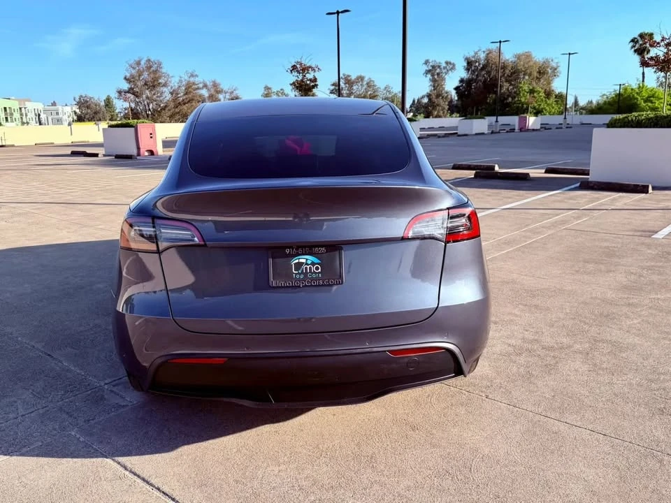 2022 Tesla Model Y - Image 4 of 20