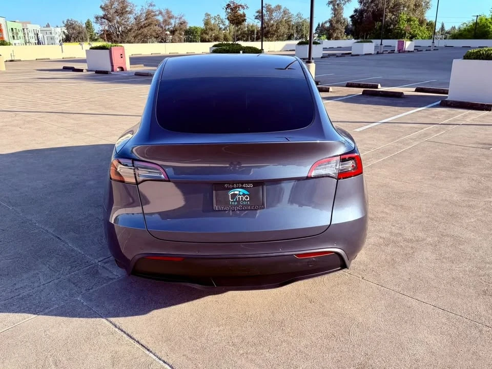 2022 Tesla Model Y - Image 5 of 20