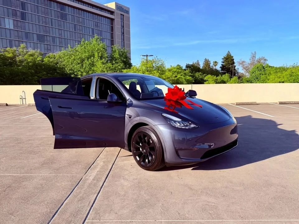 2022 Tesla Model Y - Image 20 of 20