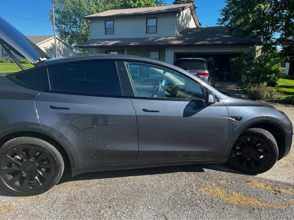 2022 Tesla Model Y - Image 4 of 7