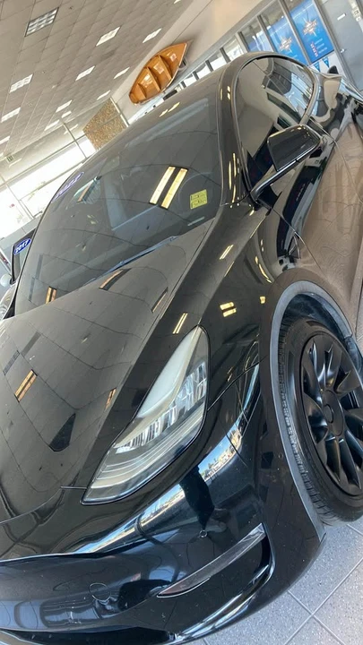 2022 Tesla Model Y - Image 6 of 8