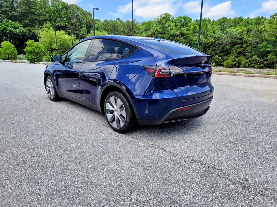 2022 Tesla Model Y - Image 3 of 15