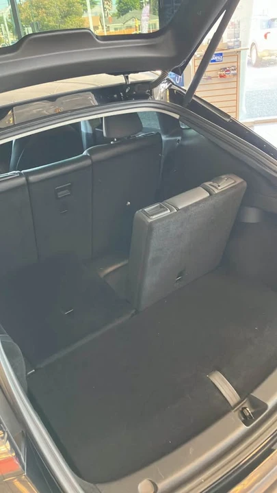 2022 Tesla Model Y - Image 7 of 8