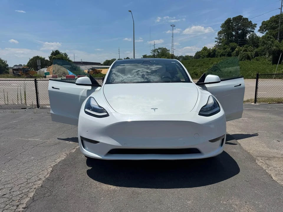 2022 Tesla Model Y - Image 4 of 19