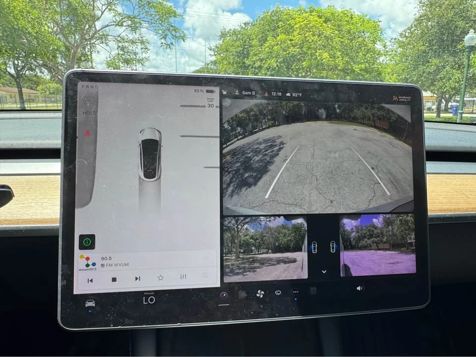 2022 Tesla Model Y - Image 14 of 15