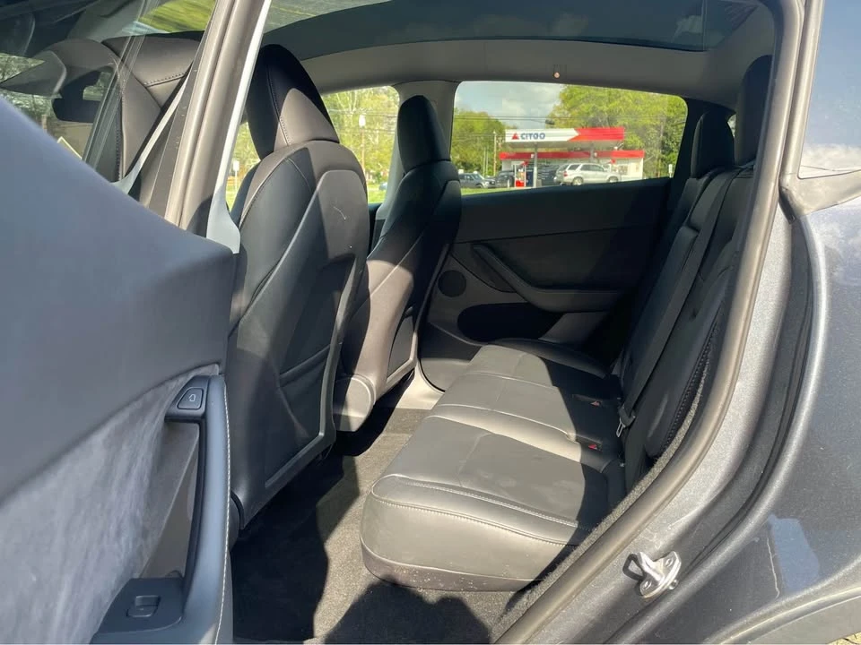2022 Tesla Model Y - Image 11 of 14
