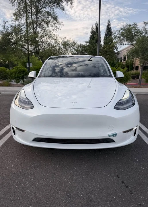 2022 Tesla Model Y - Image 3 of 11