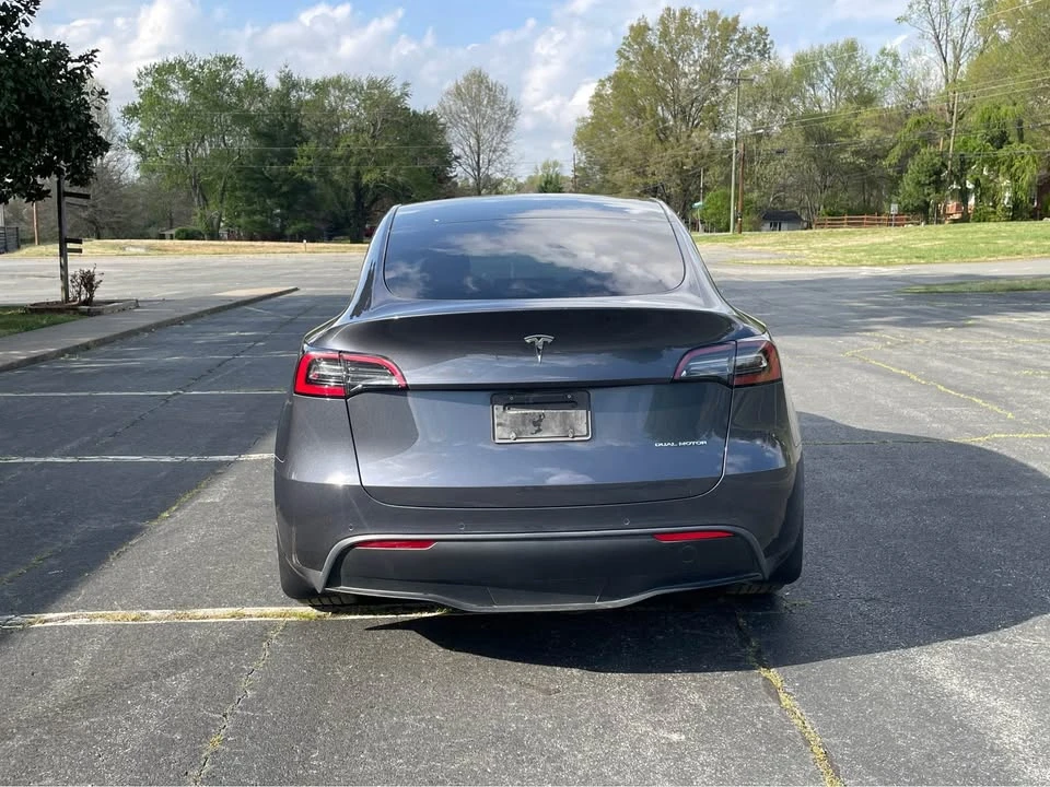 2022 Tesla Model Y - Image 5 of 14