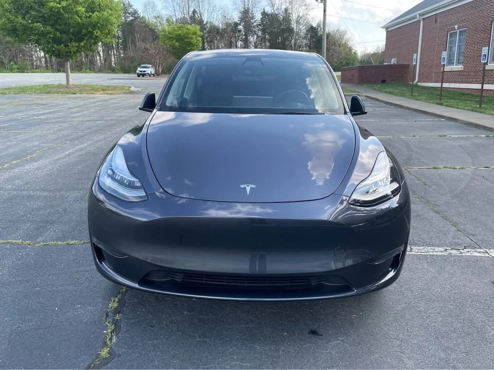 2022 Tesla Model Y - Image 9 of 14