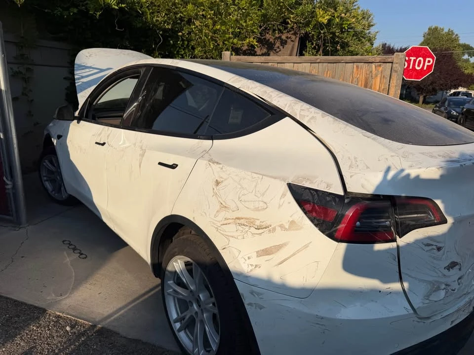2022 Tesla Model Y - Image 5 of 8