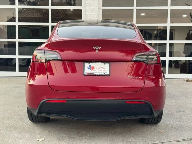 2022 Tesla Model Y - Image 10 of 21