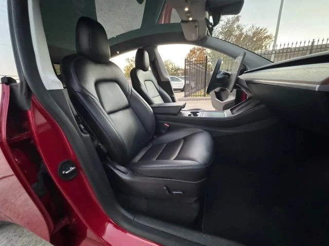2022 Tesla Model Y - Image 12 of 21