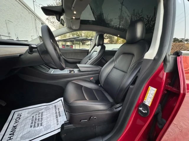 2022 Tesla Model Y - Image 9 of 21