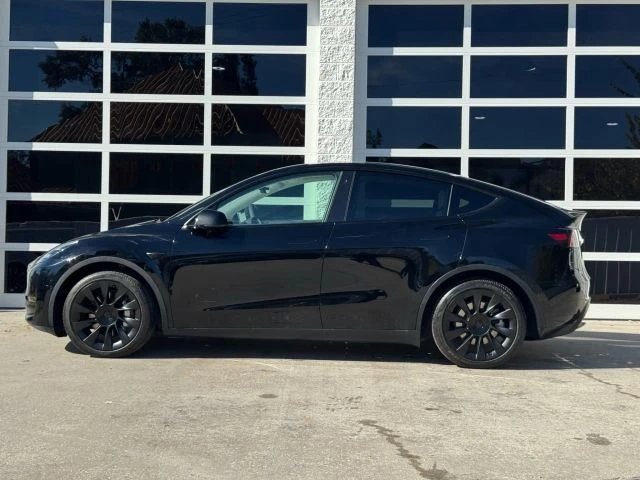2022 Tesla Model Y - Image 15 of 21