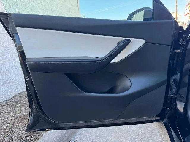 2022 Tesla Model Y - Image 21 of 21
