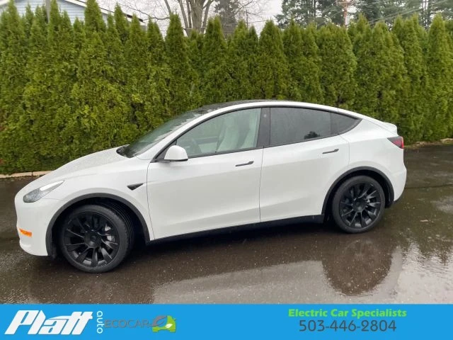 2022 Tesla Model Y - Image 4 of 12