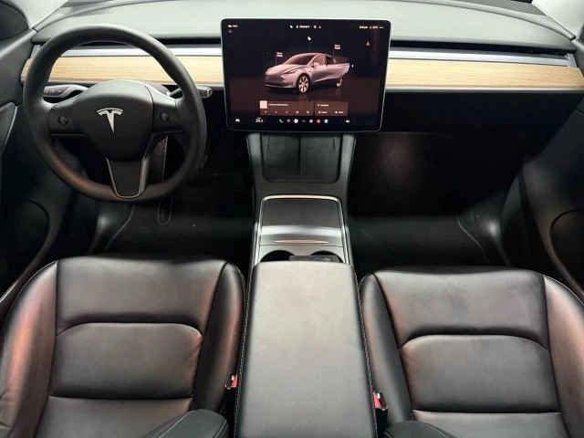 2022 Tesla Model Y - Image 2 of 12