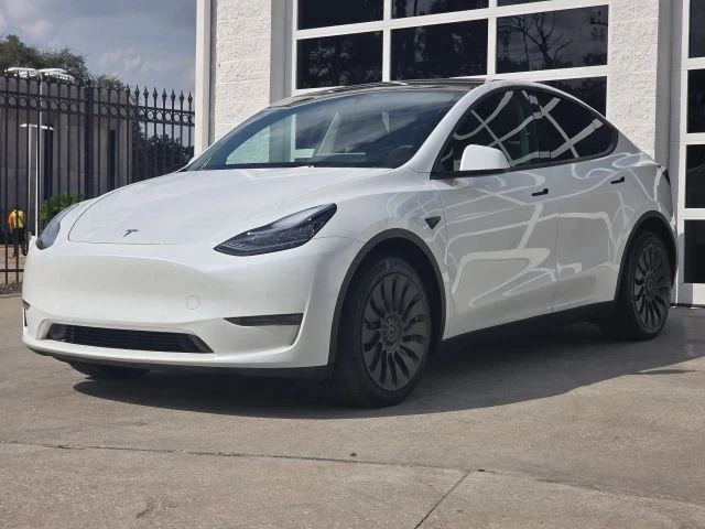 2022 Tesla Model Y - Image 7 of 21