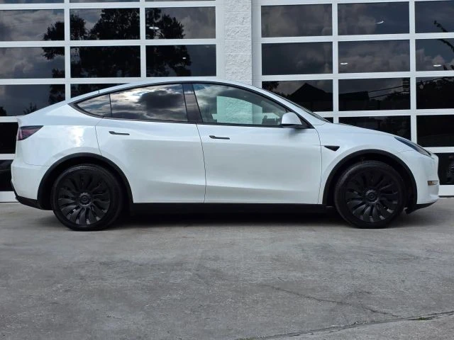 2022 Tesla Model Y - Image 3 of 21