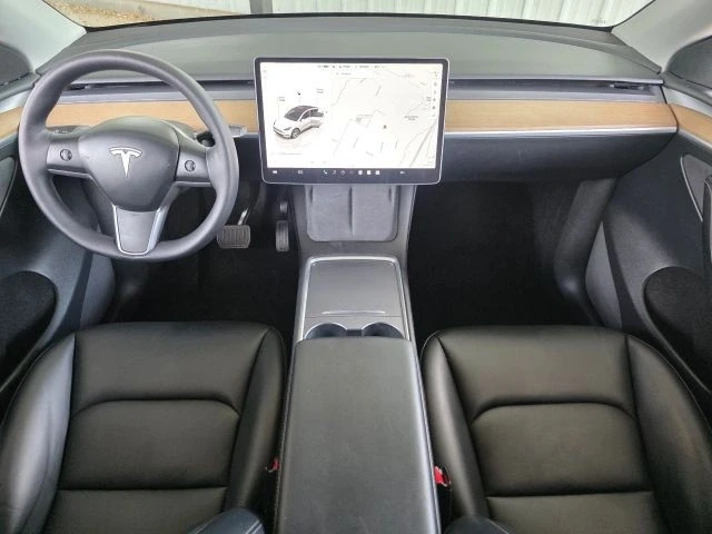 2022 Tesla Model Y - Image 10 of 21