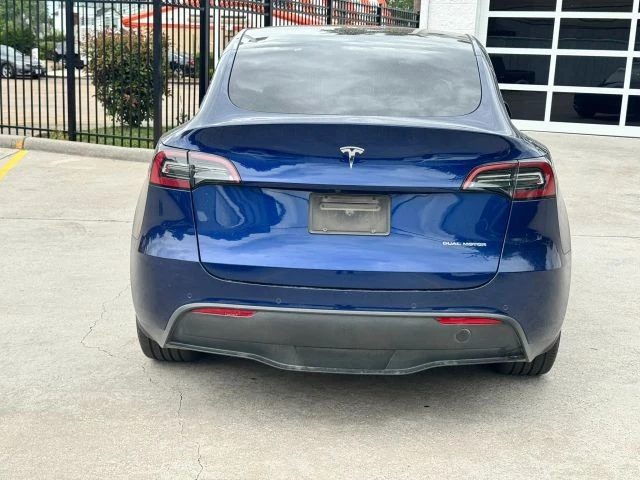 2022 Tesla Model Y - Image 4 of 8