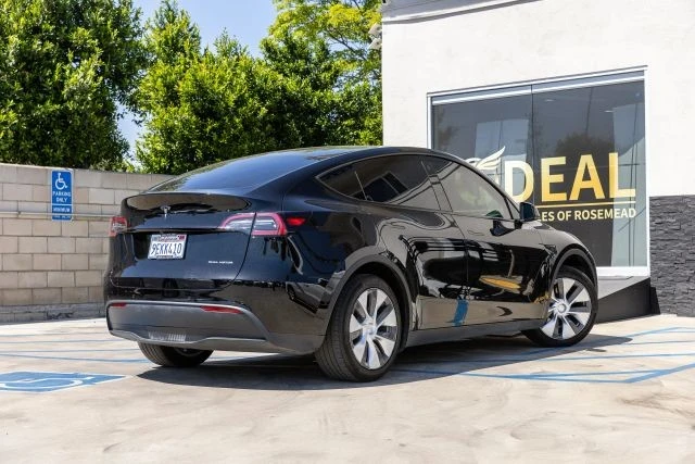 2022 Tesla Model Y - Image 14 of 21