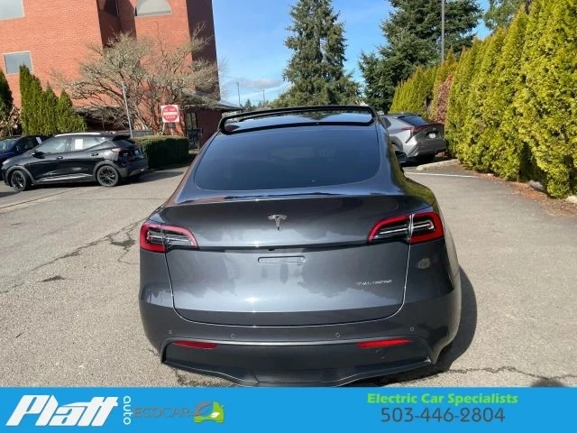 2022 Tesla Model Y - Image 9 of 21