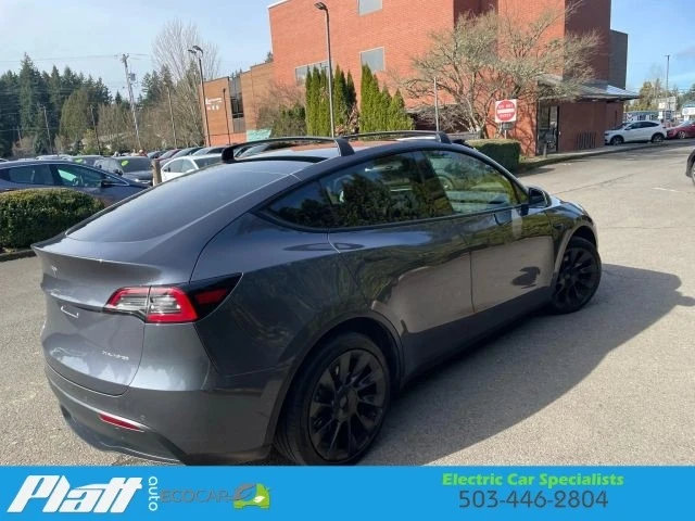 2022 Tesla Model Y - Image 10 of 21