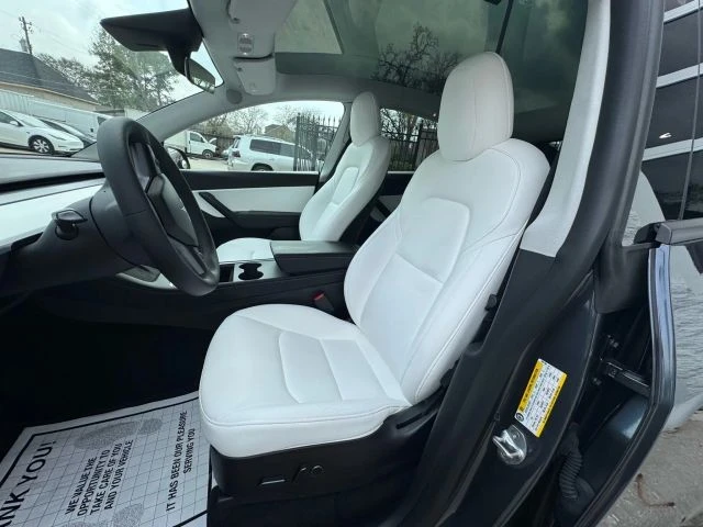 2022 Tesla Model Y - Image 12 of 21