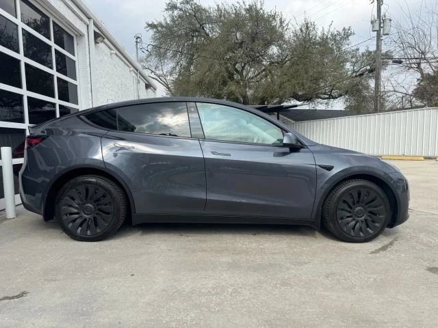 2022 Tesla Model Y - Image 21 of 21