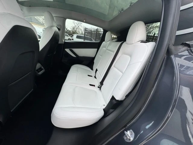 2022 Tesla Model Y - Image 20 of 21