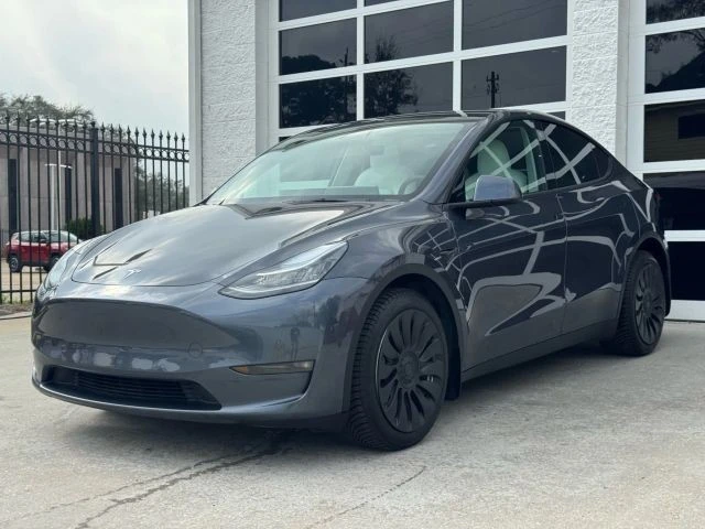 2022 Tesla Model Y - Image 7 of 21