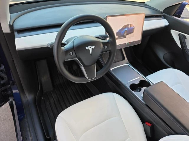2022 Tesla Model Y - Image 18 of 21