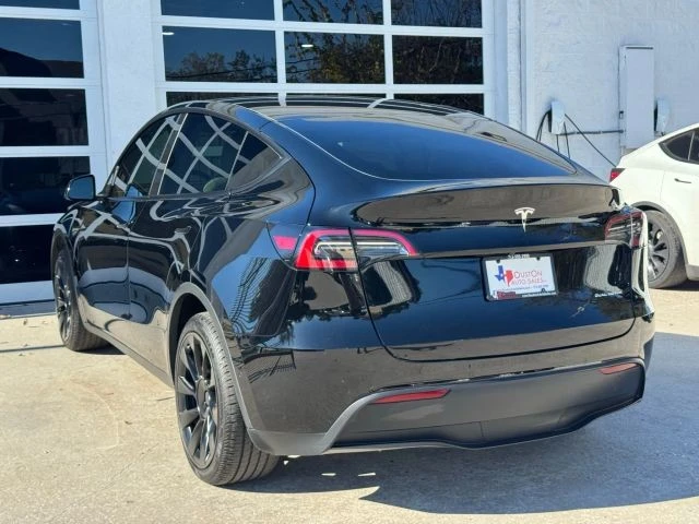 2022 Tesla Model Y - Image 10 of 21