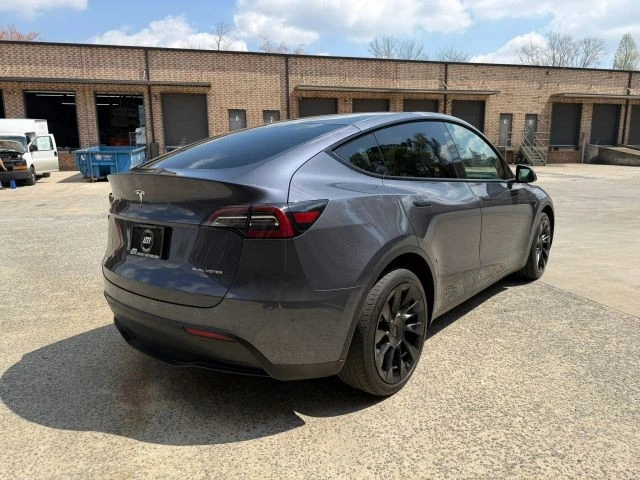2022 Tesla Model Y - Image 7 of 25