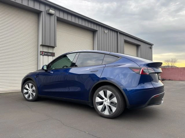 2022 Tesla Model Y - Image 9 of 14