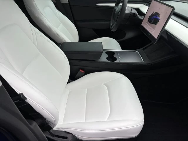 2022 Tesla Model Y - Image 12 of 14