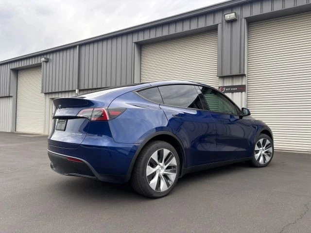 2022 Tesla Model Y - Image 8 of 14
