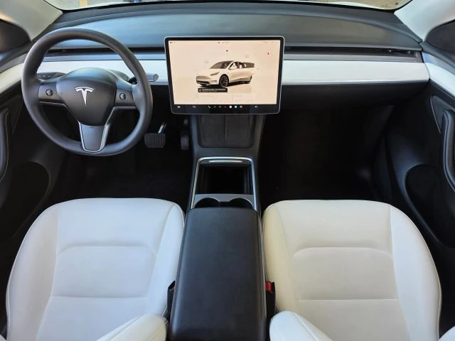 2022 Tesla Model Y - Image 14 of 21
