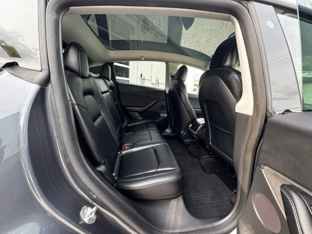 2022 Tesla Model Y - Image 6 of 21
