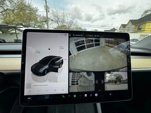 2022 Tesla Model Y - Image 17 of 21