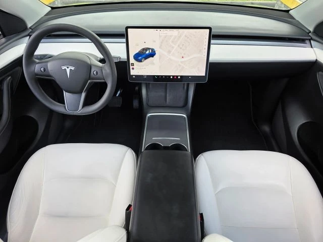 2022 Tesla Model Y - Image 12 of 31