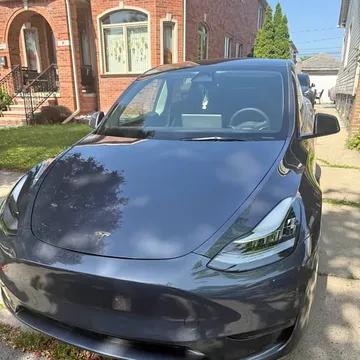 2022 Tesla Model Y Long Range Sport Utility 4D