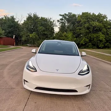 2022 Tesla Model Y Long Range