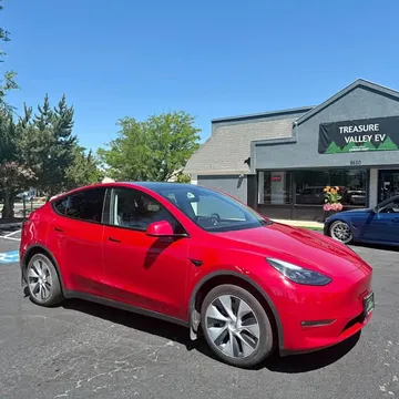 2022 Tesla Model Y Long Range Sport Utility 4D