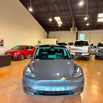 2022 Tesla Model Y Long Range Sport Utility 4D