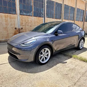 2022 Tesla Model Y Long Range Sport Utility 4D